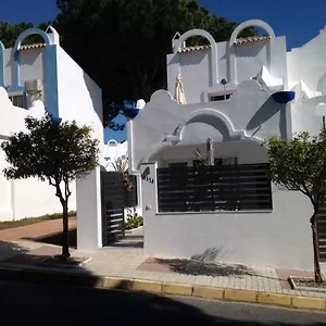 Hébergement de vacances Casa Soleada - Beautiful Villa, Corner By Pools, Facilities,full Kitchen, 3 Terraces, Internet